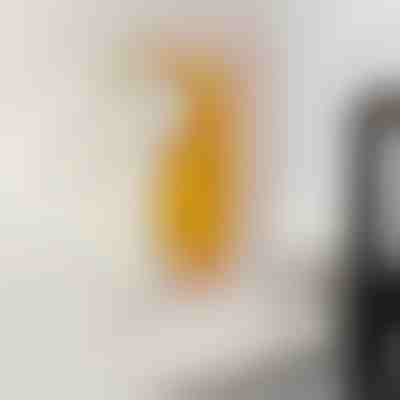 Priestorovo úsporný dávkovač vlhčených obrúskov - montáž na stenu, bez vŕtania | WIPBOX